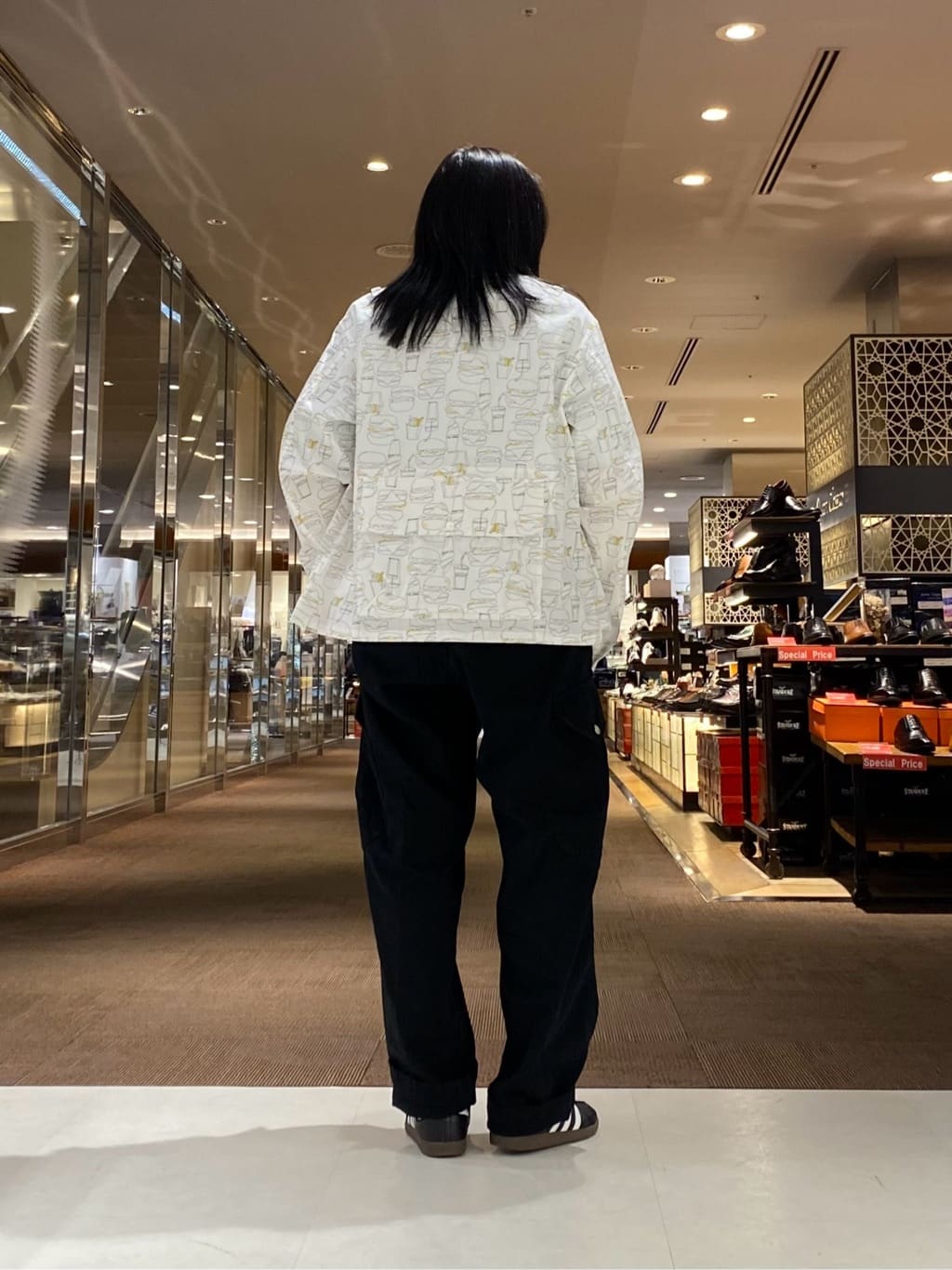 RICOさんの「TAKEO KIKUCHI｜【抗菌防臭／5サイズ展開】ハイゲージポンチ Tシャツ」を使ったコーディネート