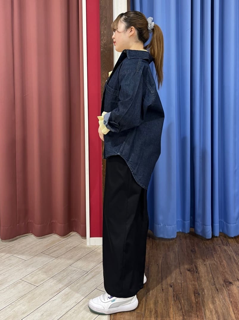 CHiさんの「SHOO･LA･RUE｜」を使ったコーディネート