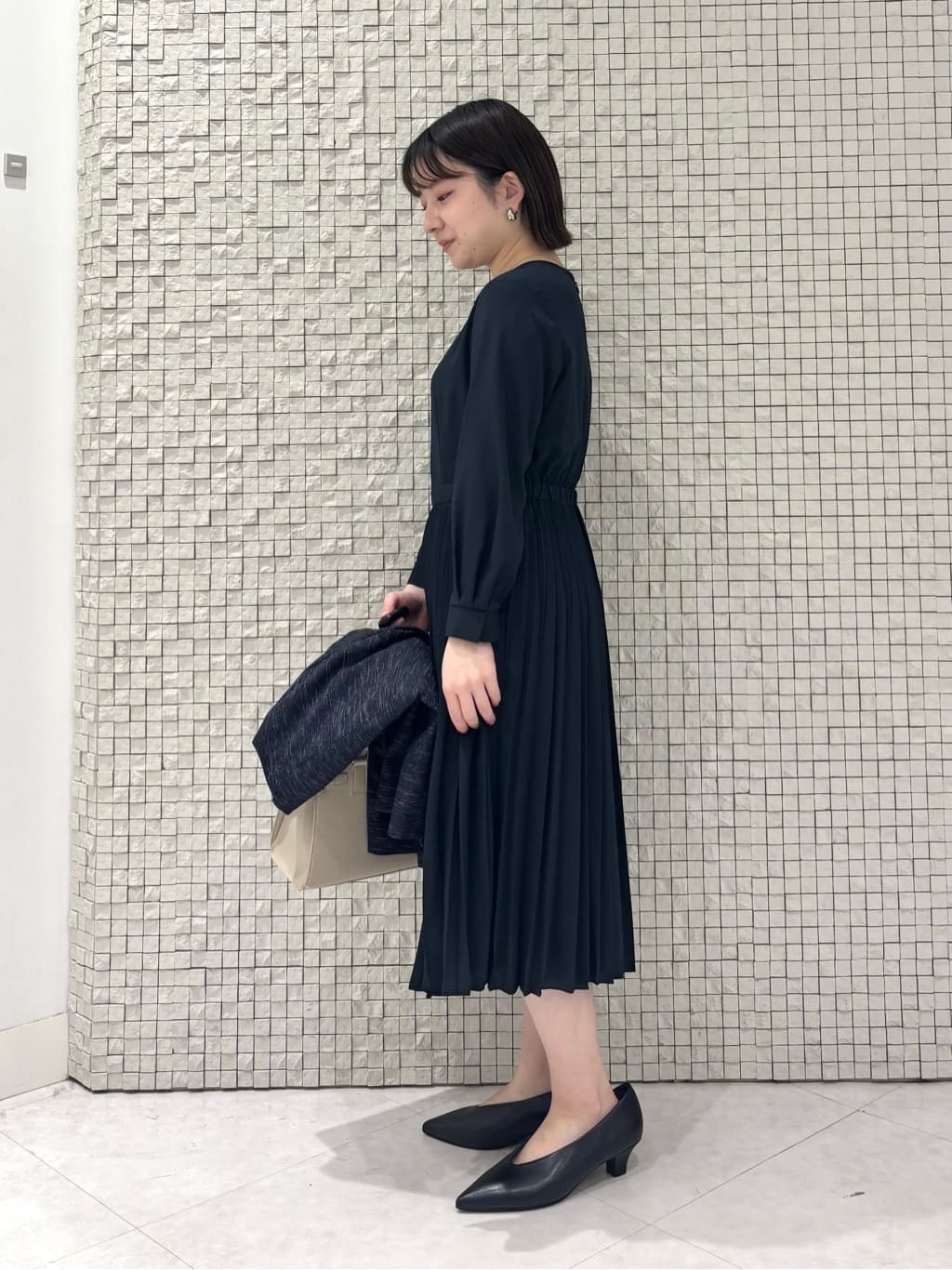 sakuさんの「INDIVI｜フラワーコサージュ」を使ったコーディネート