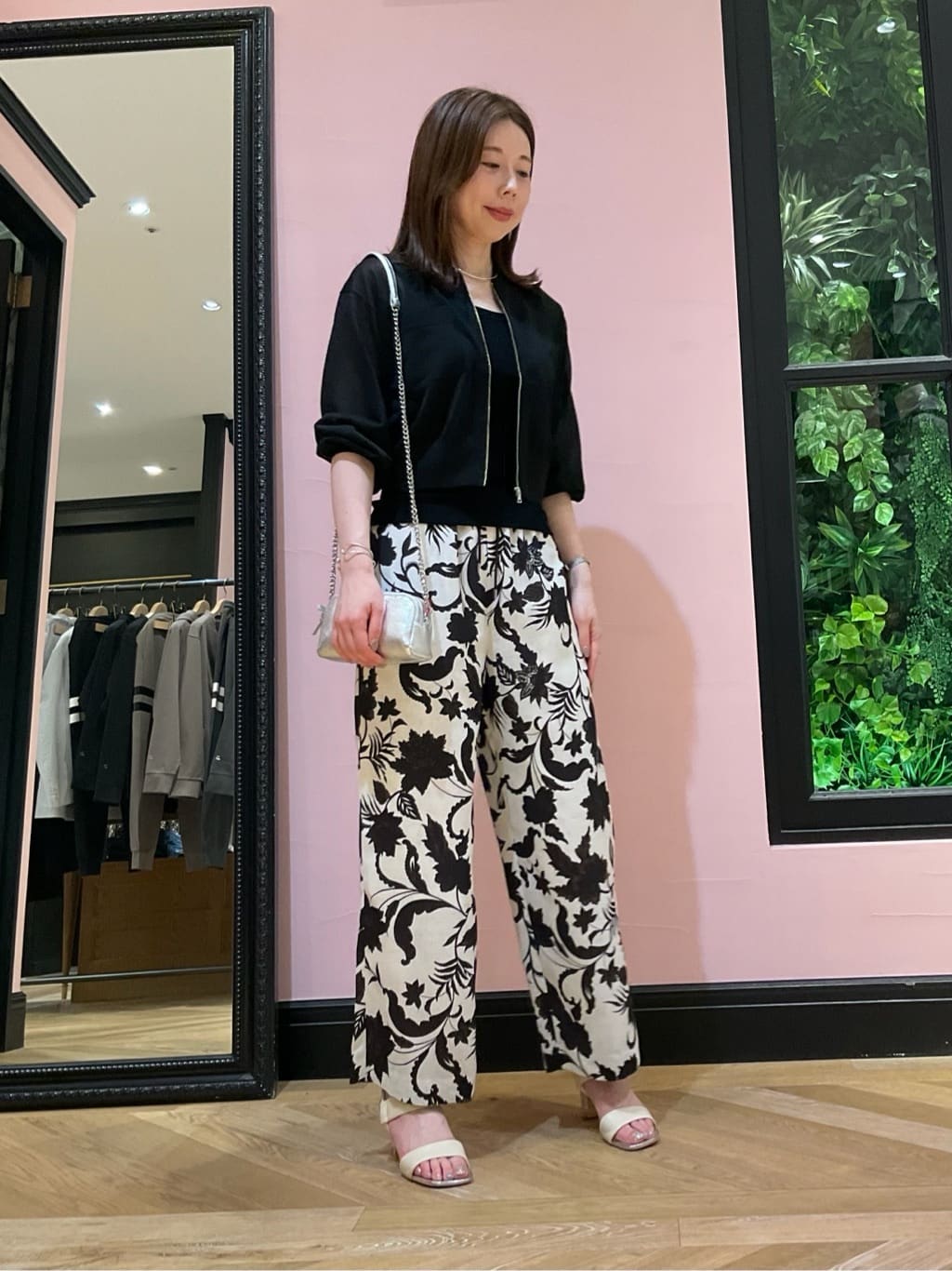 maruさんの「DRESSTERIOR｜」を使ったコーディネート