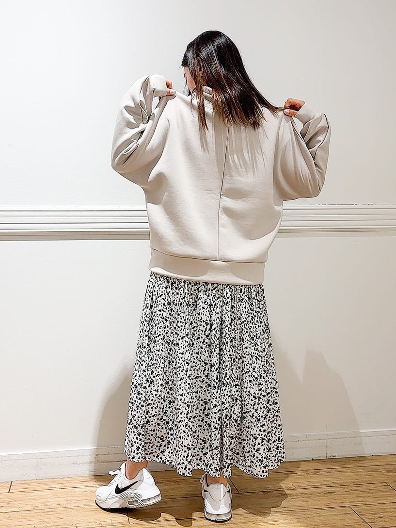 もえさんの「SHOO･LA･RUE｜」を使ったコーディネート