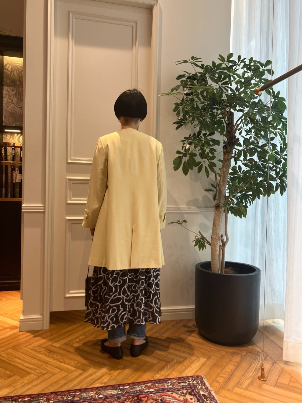 konominさんの「DRESSTERIOR｜【ウォッシャブル】テーパードコンフォートデニム」を使ったコーディネート