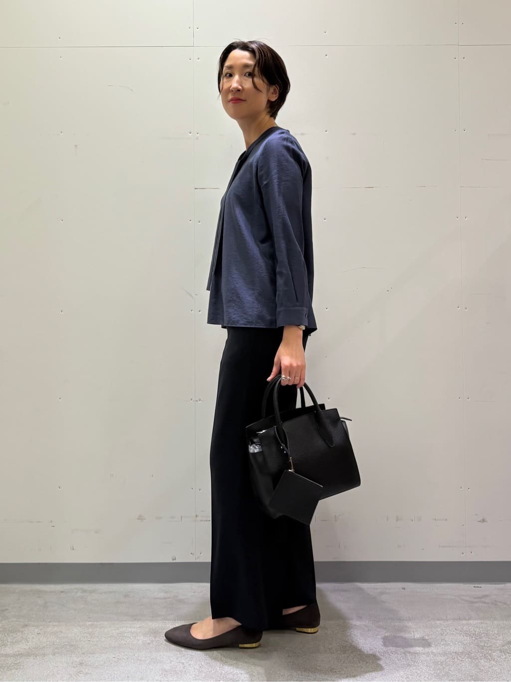 yuriさんの「INDIVI｜【洗える／UVケア／スーツ】ストレッチワイドパンツ」を使ったコーディネート