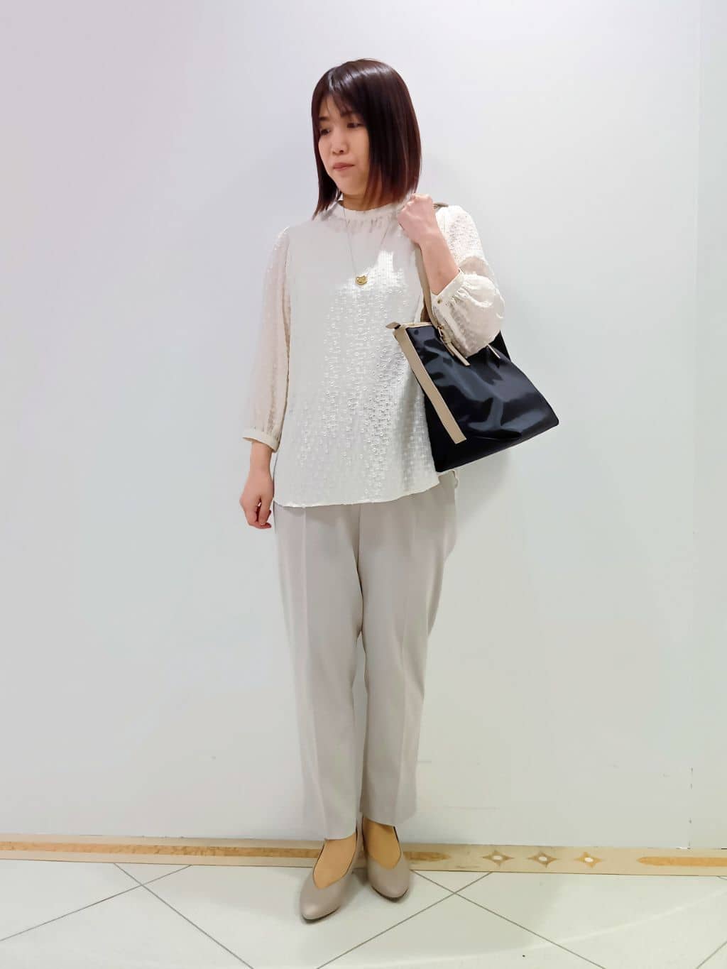 tomoさんの「Reflect｜◆【手洗い可】ロングシルエットブラウス」を使ったコーディネート