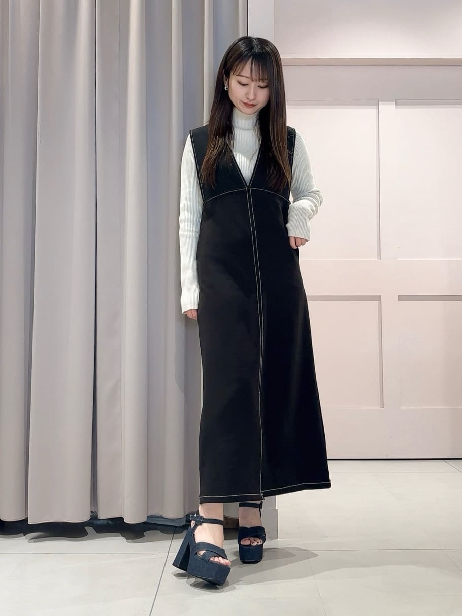 RINAさんの「ESPERANZA｜ラク盛り厚底サンダルⅢ」を使ったコーディネート
