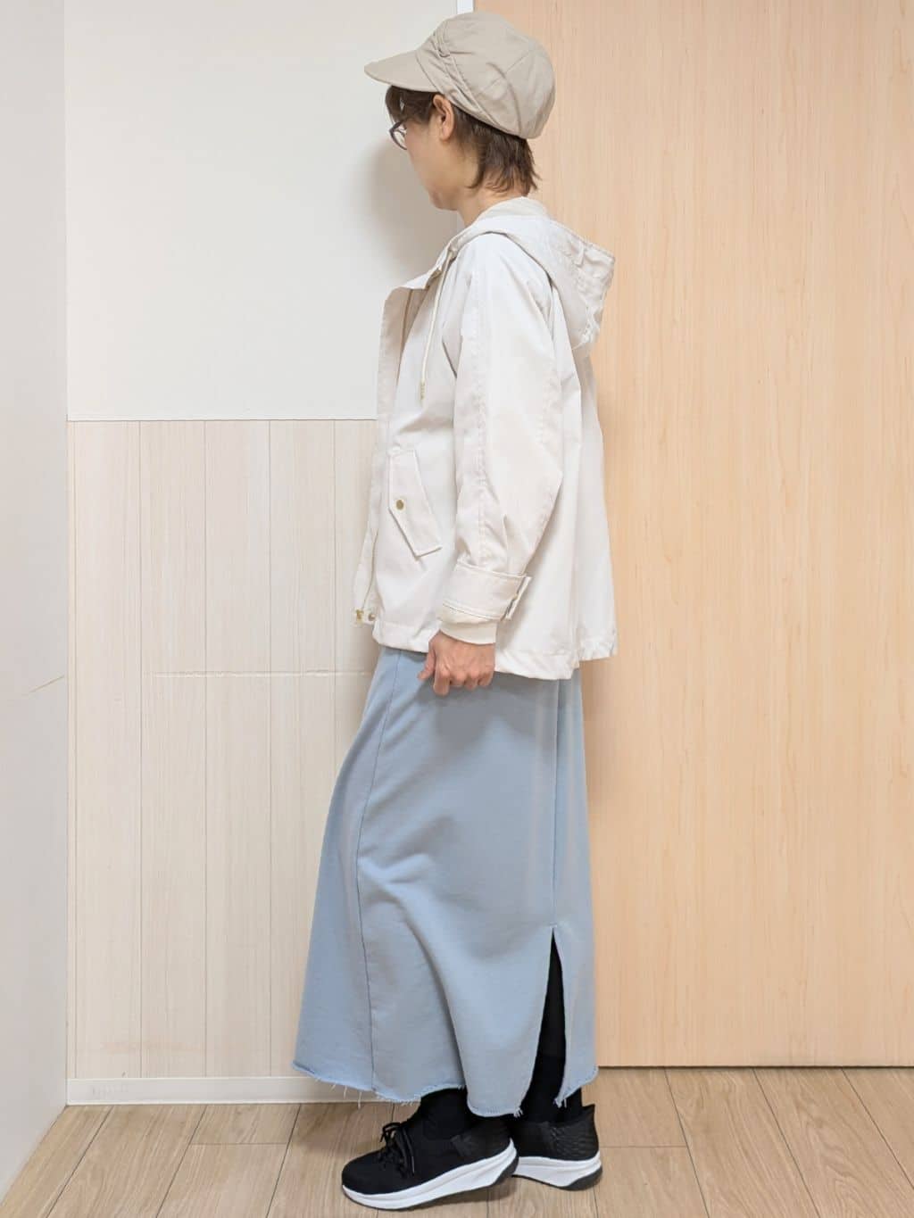 YuAさんの「SHOO･LA･RUE｜◆【洗える/S-LL】一枚でもレイヤードでも グラフィック長袖Tシャツ」を使ったコーディネート