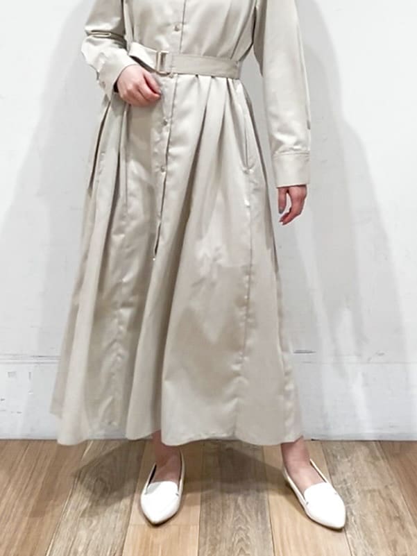 山さんさんの「grove｜メタルパーツローファーパンプス【晴雨兼用】」を使ったコーディネート
