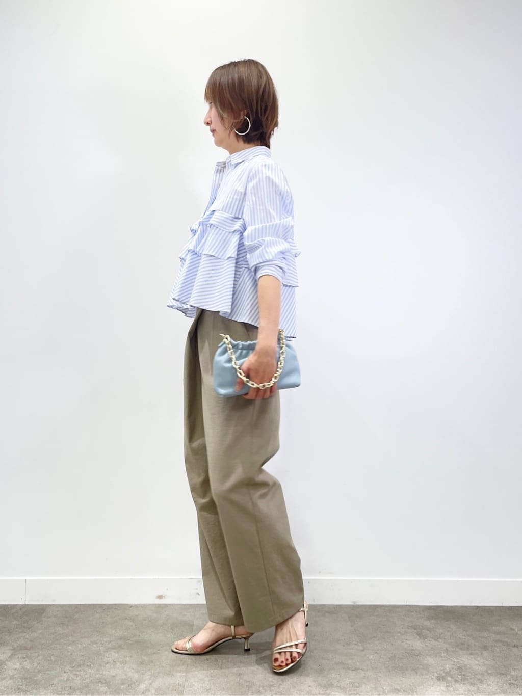 KAYOさんの「UNTITLED｜◆【MARILYN MOON】レイヤードラッフルブラウス」を使ったコーディネート