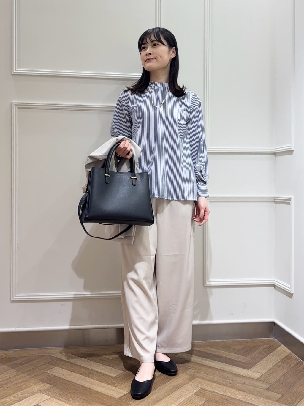 muuさんの「SHOO･LA･RUE｜◆かかとやわらかローヒールパンプス」を使ったコーディネート