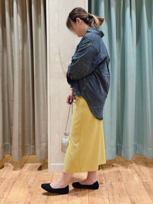 HANAさんの「SHOO･LA･RUE｜◆【S-LL】ロゴの立体感が魅力 ブラシ刺繍ロンT」を使ったコーディネート