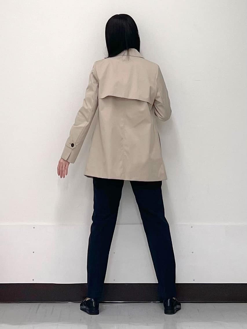 ikueさんの「INDIVI｜【洗える／UVケア／スーツ】ストレッチノーカラージャケット」を使ったコーディネート