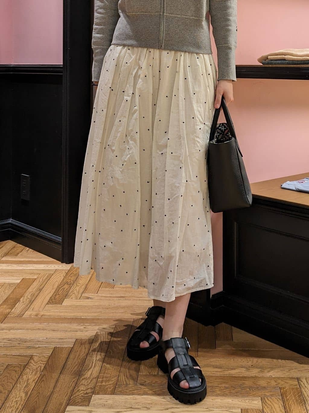 saoriさんの「DRESSTERIOR｜デキシー吊裏毛ジップアップパーカ」を使ったコーディネート