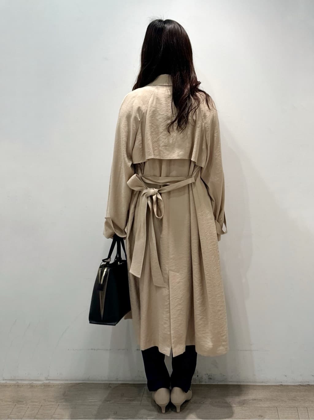 yuicciさんの「OPAQUE.CLIP｜《通勤・セレモニー／セットアップ対応》テーパードパンツ／ダブルクロス【洗濯機洗い可】」を使ったコーディネート