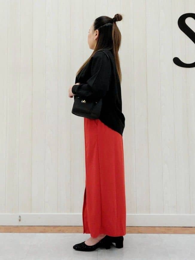 nanahachiさんの「SHOO･LA･RUE｜◆【高レビュー/洗える/洗濯後シワになりにくい/体型カバー】お袖ゆったり さらさらドルマンブラウス」を使ったコーディネート