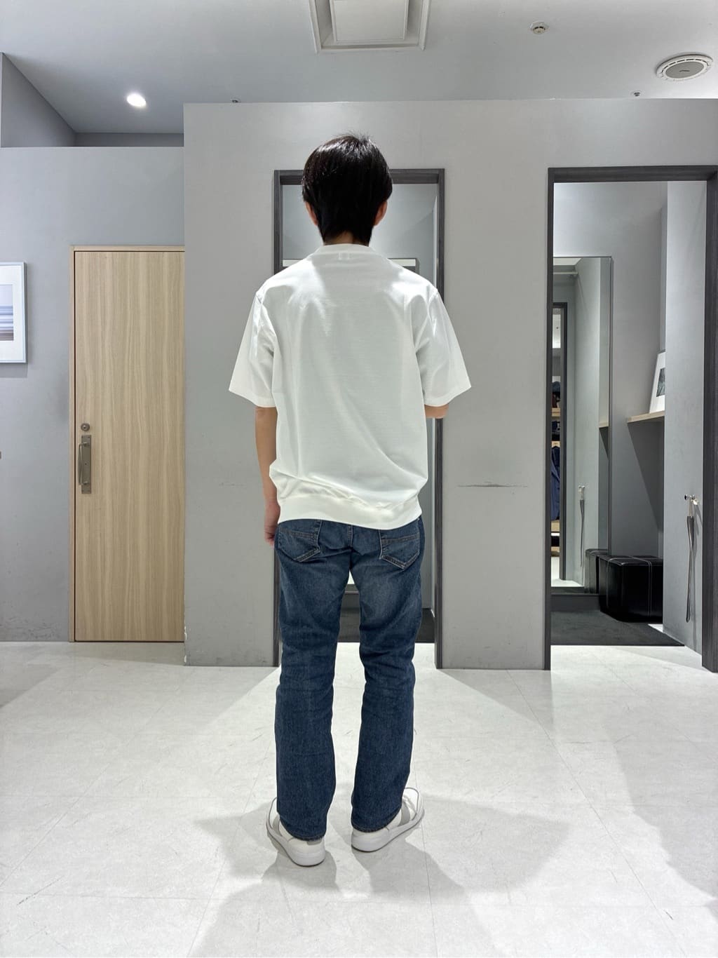 わいずみさんの「TAKEO KIKUCHI｜【抗菌防臭／5サイズ展開】ハイゲージポンチ Tシャツ」を使ったコーディネート