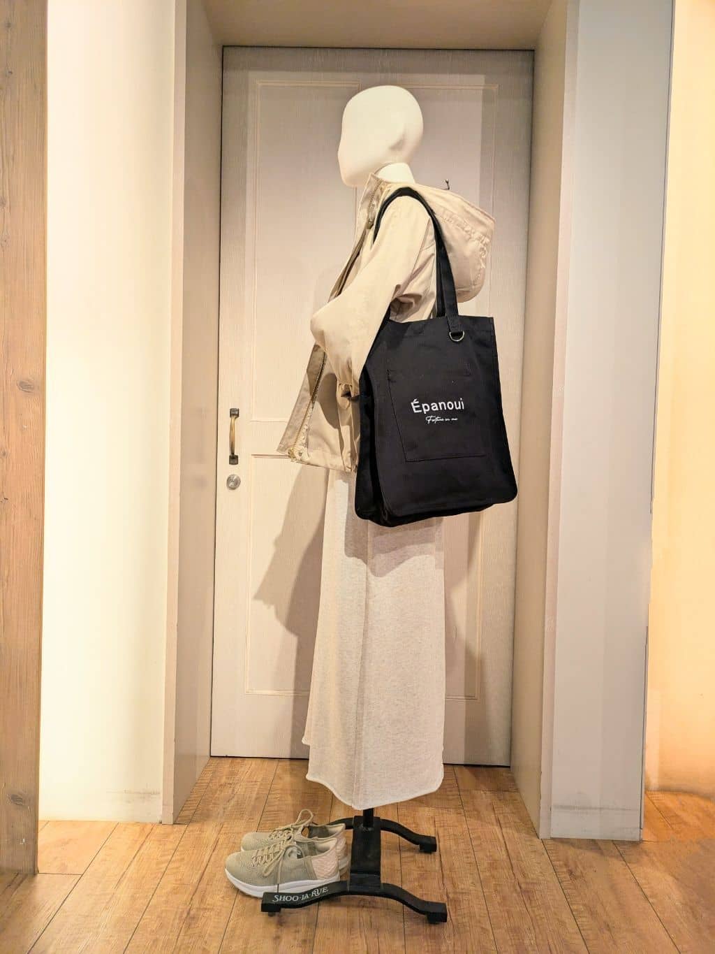 Rozeさんの「SHOO･LA･RUE｜」を使ったコーディネート