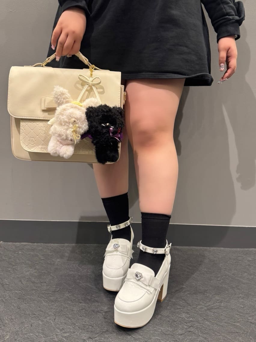 sayakaさんの「ESPERANZA｜厚底リボン付き3WAYキラキラパンプス」を使ったコーディネート