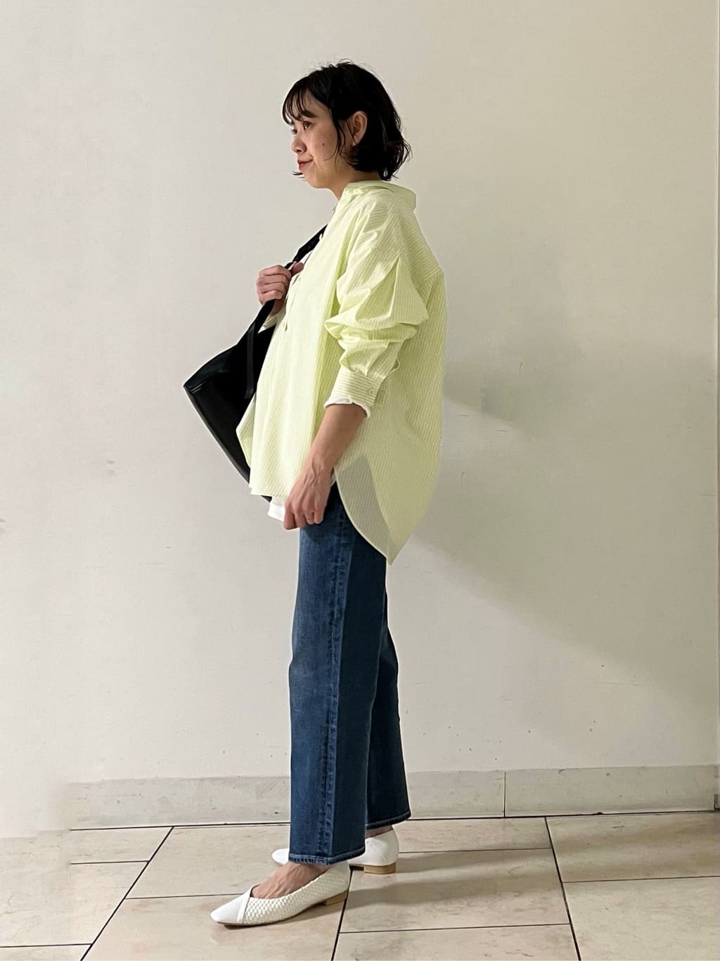 mihoさんの「INDIVI｜◆【UVケア／カラーストライプ柄】袖コンシャスシャツ」を使ったコーディネート