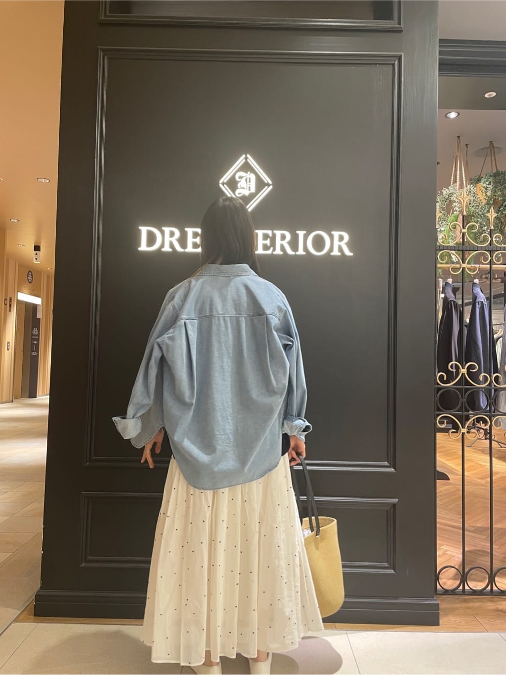 Karinさんの「DRESSTERIOR｜」を使ったコーディネート