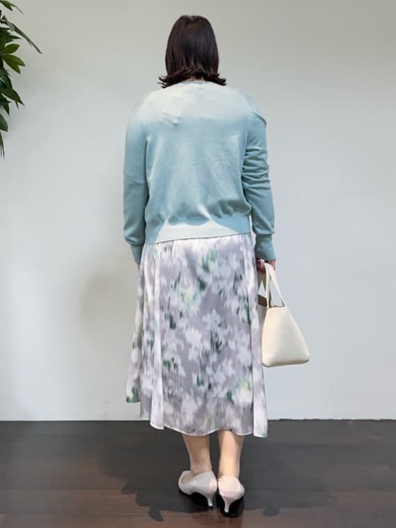 Asamiさんの「UNTITLED｜トリプルワントップペンダント」を使ったコーディネート