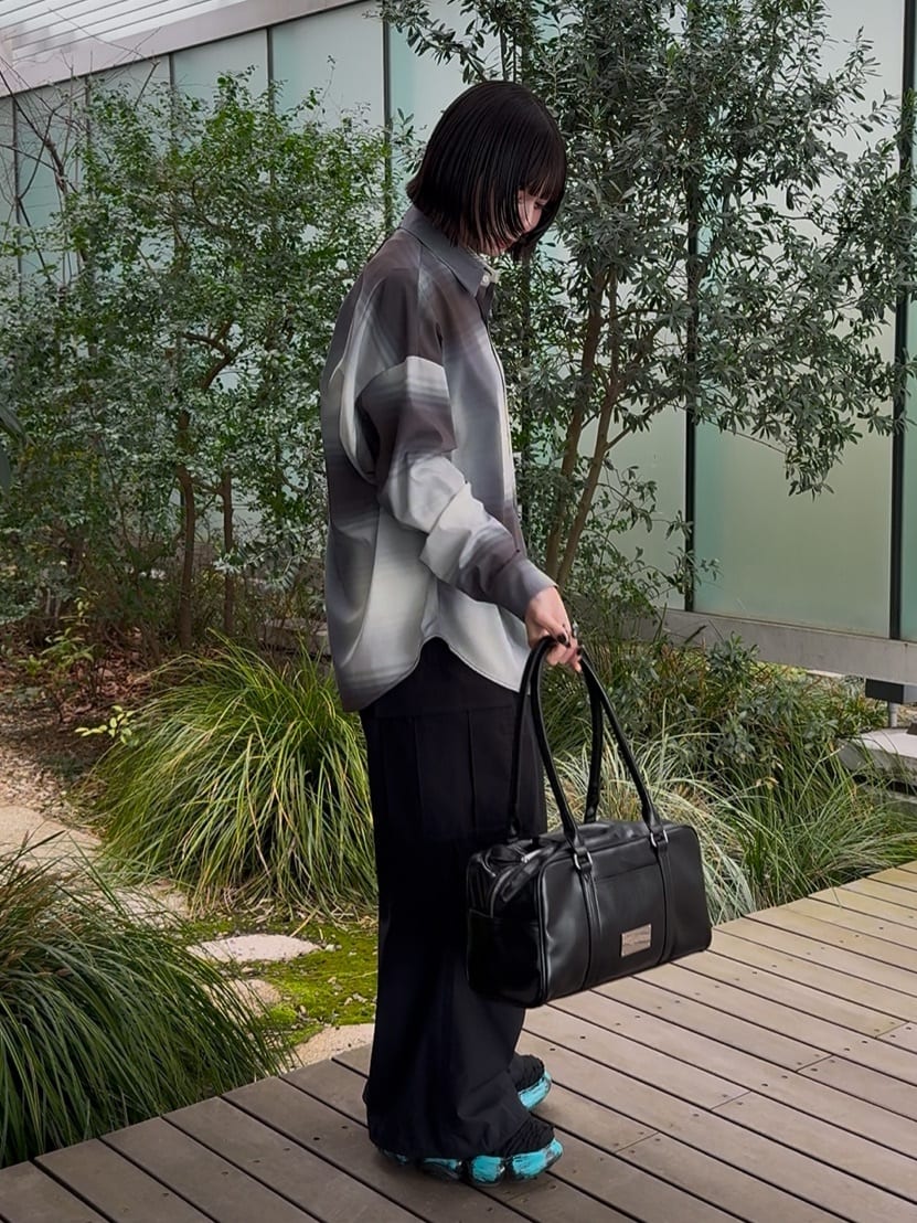 川本葵さんの「tk.TAKEO KIKUCHI｜◆グラデオンブレーチェックシャツ」を使ったコーディネート