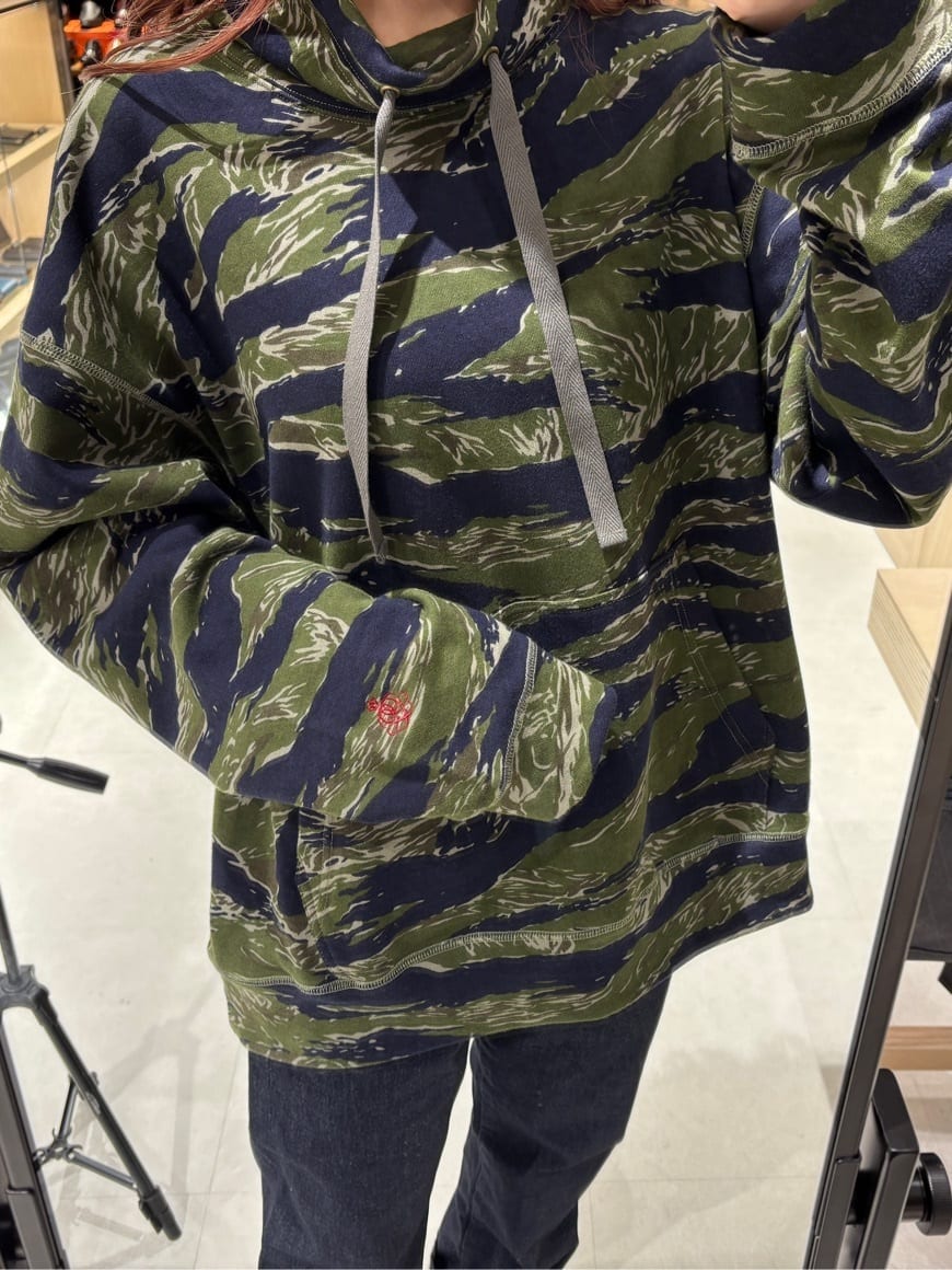 ウミさんの「TAKEO KIKUCHI｜【モンスターストレッチ】日本製 ワンウォッシュ デニムパンツ」を使ったコーディネート