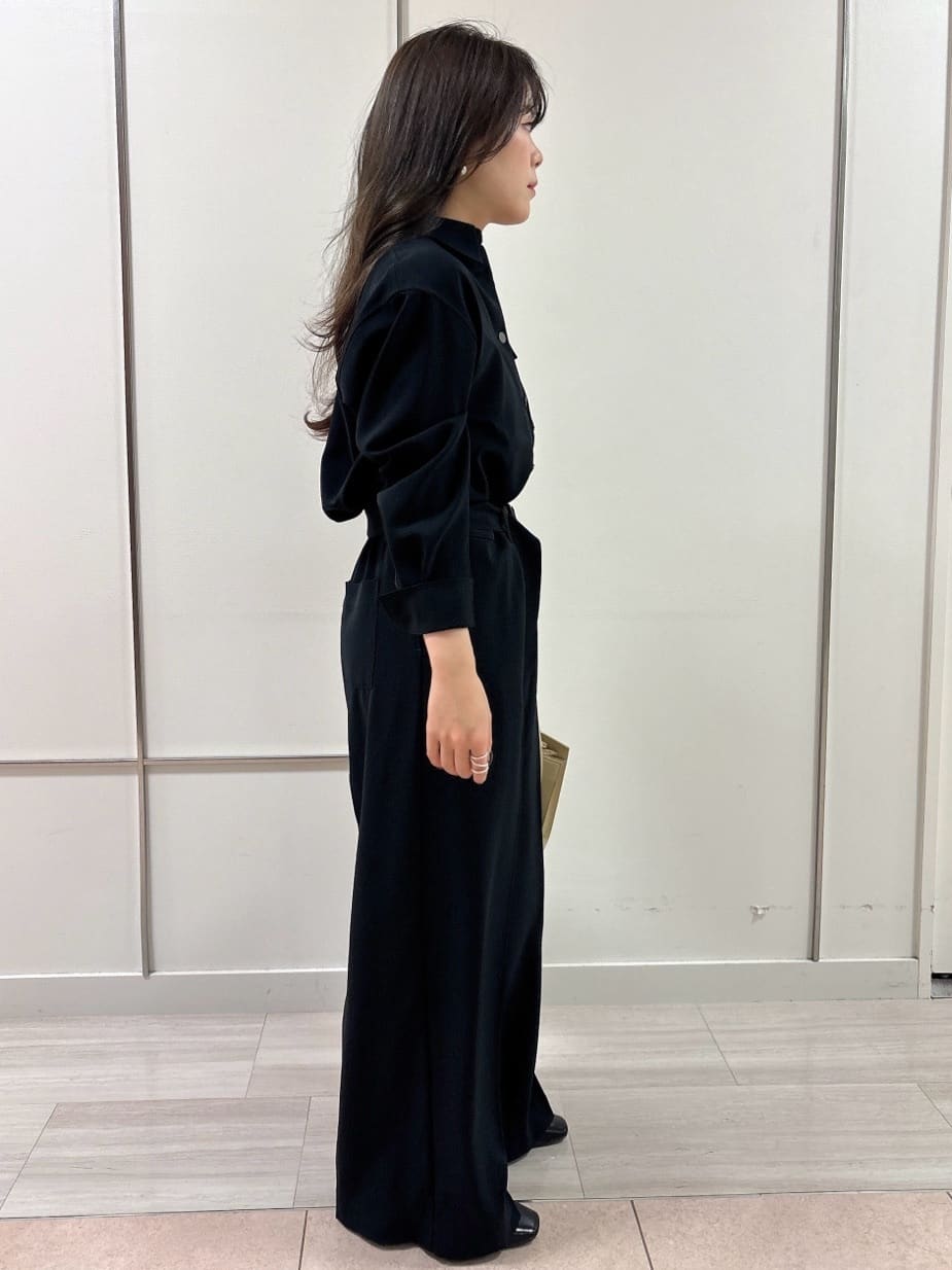 R.Kさんの「UNTITLED｜◆【朝比奈 彩&times;Oggi&times;UNTITLED スペシャルコラボ】シャツカラーオールインワン」を使ったコーディネート