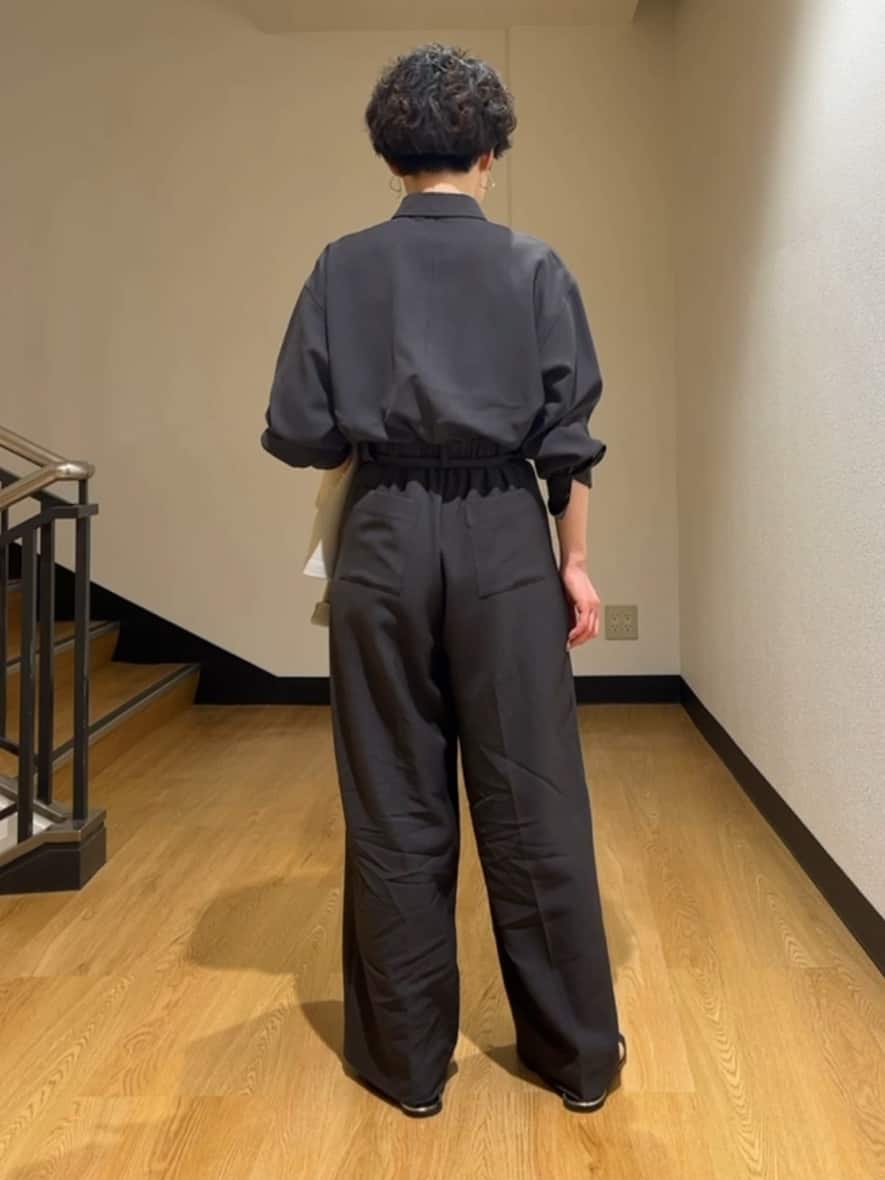 MAYUMIさんの「UNTITLED｜◆【朝比奈 彩&times;Oggi&times;UNTITLED スペシャルコラボ】シャツカラーオールインワン」を使ったコーディネート