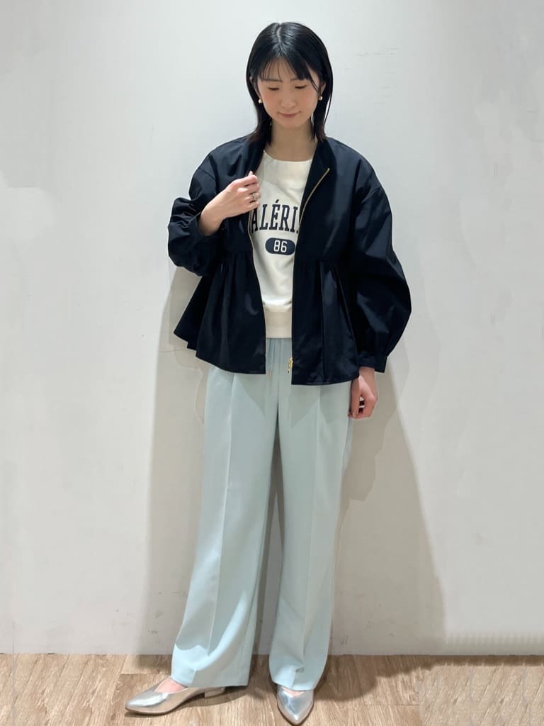 momokoさんの「OPAQUE.CLIP｜◆カレッジロゴスウェット【洗濯機洗い可】」を使ったコーディネート