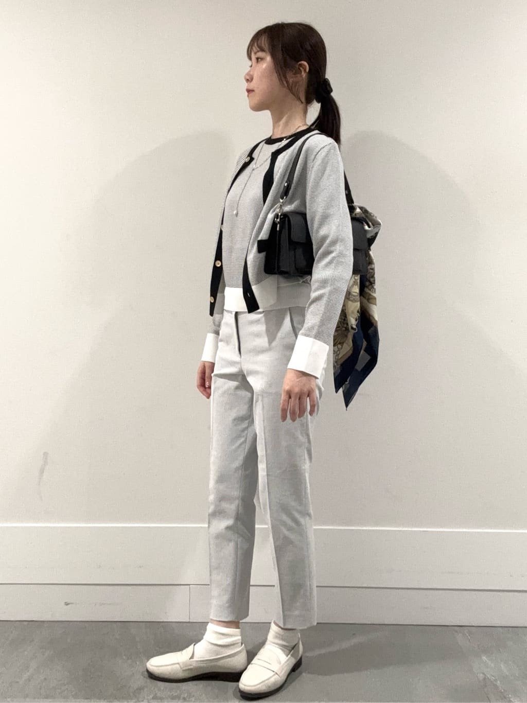 mioさんの「UNTITLED｜◆オックステーパードパンツ」を使ったコーディネート