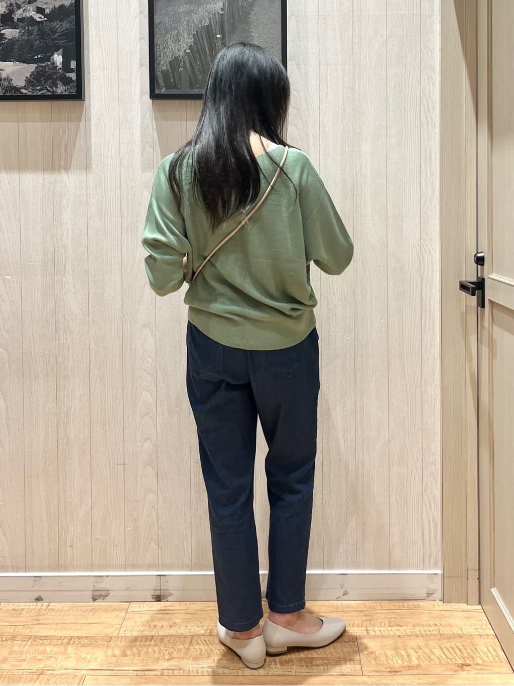 youさんの「SHOO･LA･RUE｜◆カジュアルにもきれいめにも ガーター編み 7分袖ドルマンニット」を使ったコーディネート