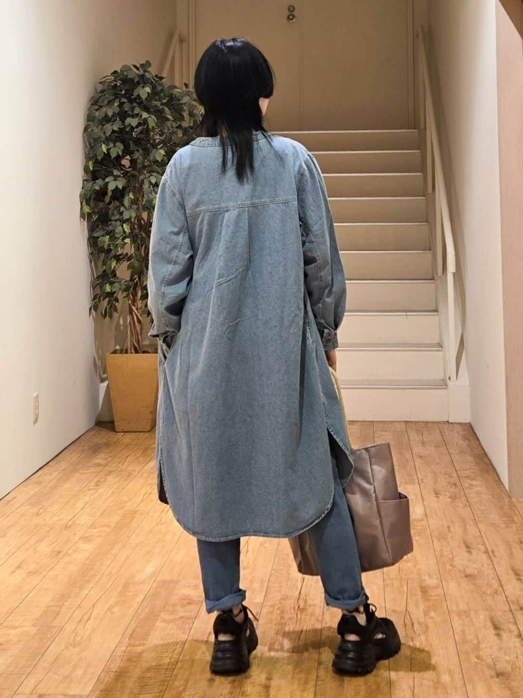 ＊yuki＊さんの「SHOO･LA･RUE｜◆【洗える/体型カバー】デニム シャツワンピース」を使ったコーディネート