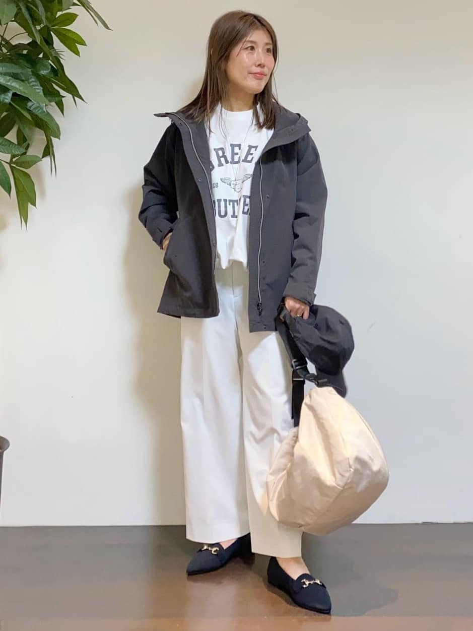 tomoさんの「UNTITLED｜◆【清涼感/洗濯機洗い可】オックス クロップドワイドパンツ」を使ったコーディネート