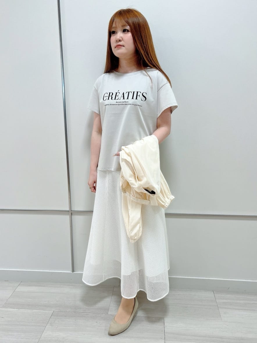 n a oさんの「UNTITLED｜◆【春の軽羽織り】ボリューム袖 ノーカラーブルゾン」を使ったコーディネート