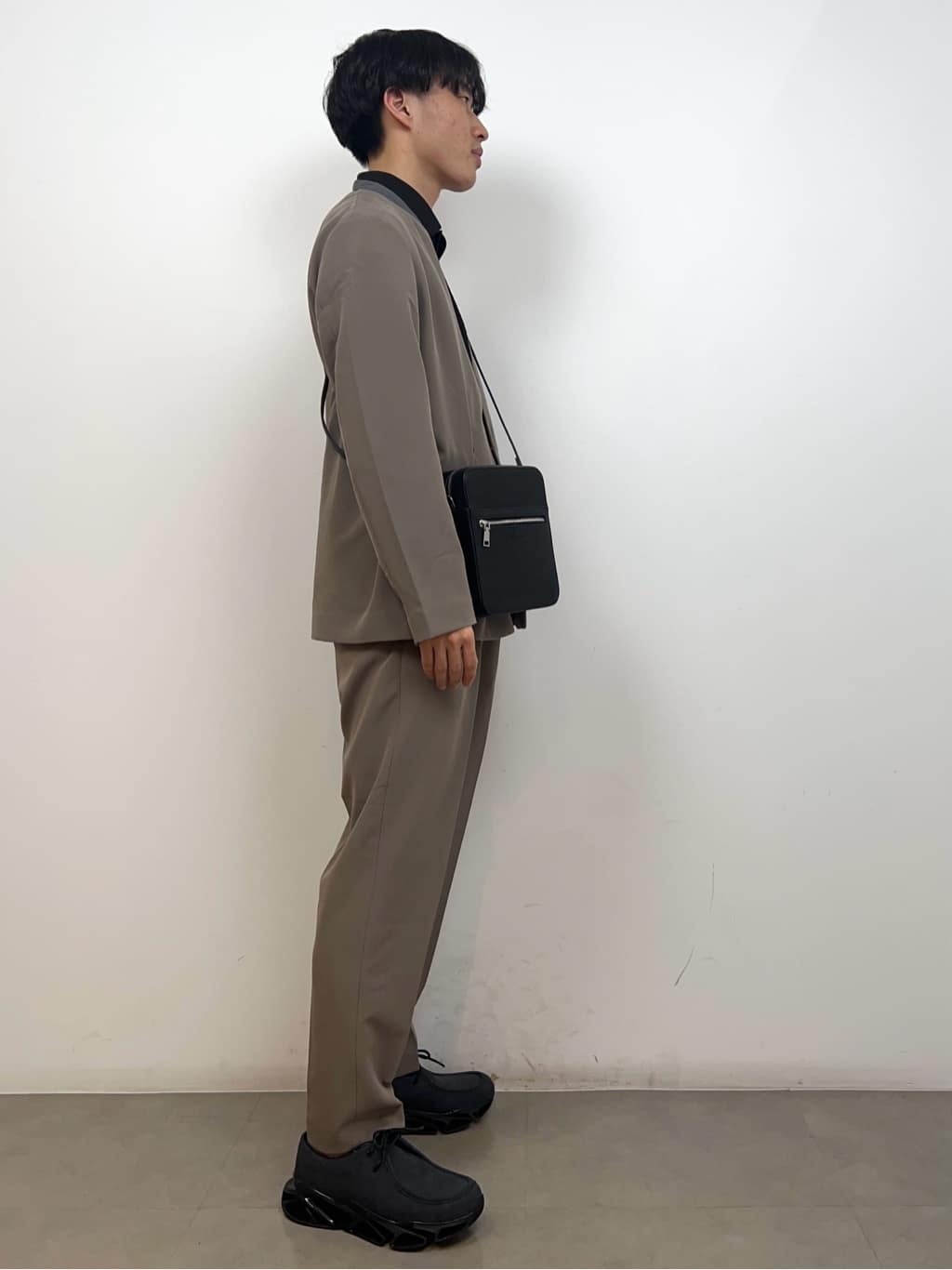 SHOSEIさんの「TAKEO KIKUCHI｜」を使ったコーディネート