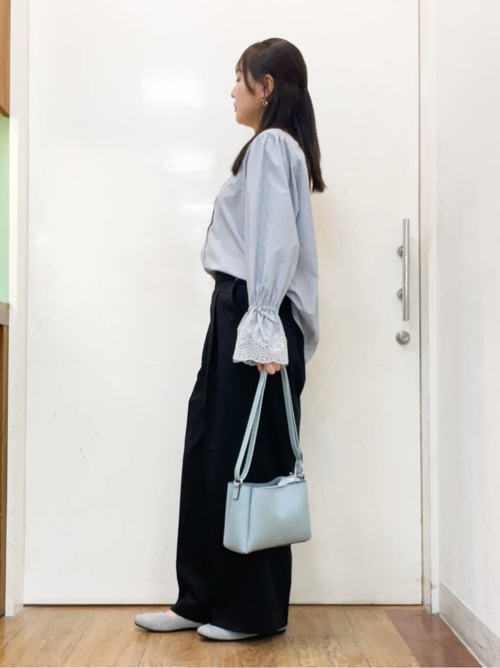 sakiさんの「SHOO･LA･RUE｜◆【高レビュー】洗えてサラサラ ニットパンプス」を使ったコーディネート