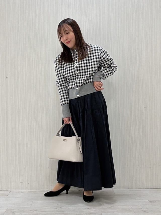 ayakaさんの「UNTITLED｜◆【セットアップ可能】スポンディッシュ カーディガン」を使ったコーディネート