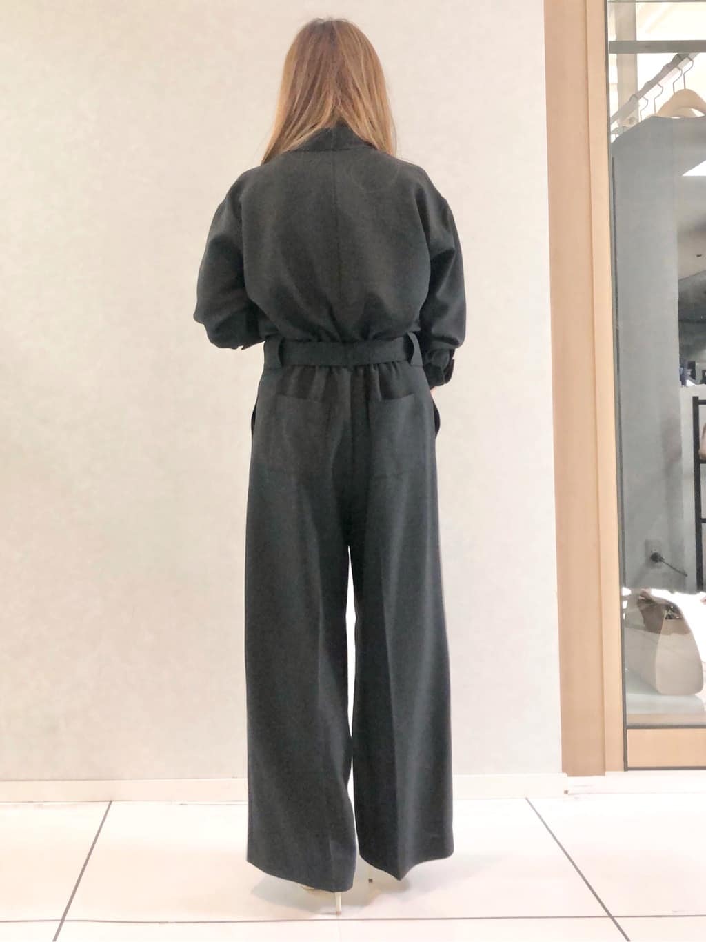 sayuさんの「UNTITLED｜◆【朝比奈 彩&times;Oggi&times;UNTITLED スペシャルコラボ】シャツカラーオールインワン」を使ったコーディネート