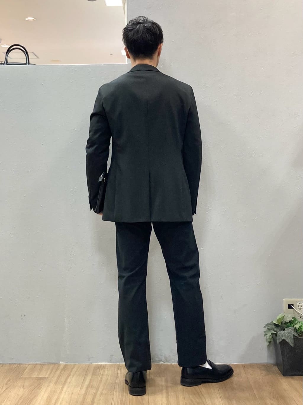 シュンさんの「TAKEO KIKUCHI｜【Made in JAPAN】播州織 ストレッチ パンツ」を使ったコーディネート