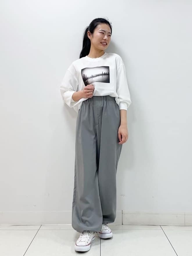yasuokaさんの「Dessin｜◆【ウエストゴム・洗える】裾ドロスト付きパンツ（S～L）」を使ったコーディネート