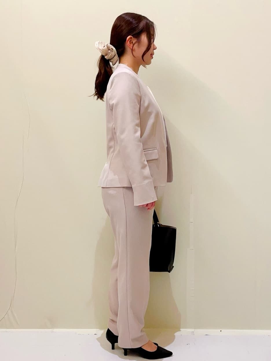 ayumiさんの「OPAQUE.CLIP｜◆【抗菌防臭加工／低反発クッション】名品　ポインテッドトゥパンプス」を使ったコーディネート