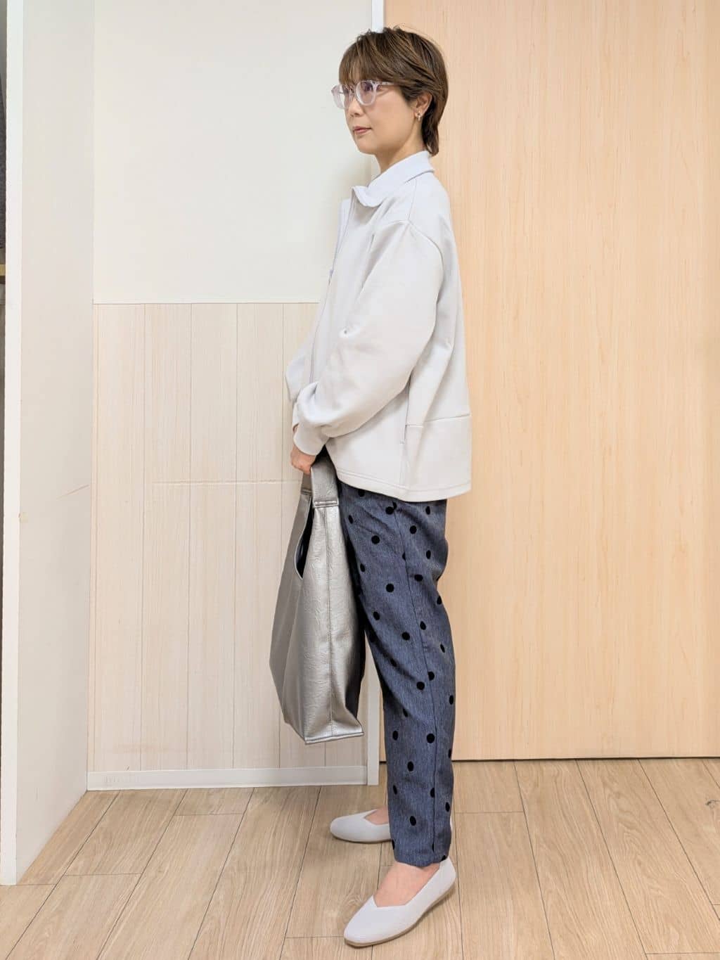 YuAさんの「SHOO･LA･RUE｜◆【S-LL】ロゴの立体感が魅力 ブラシ刺繍ロンT」を使ったコーディネート
