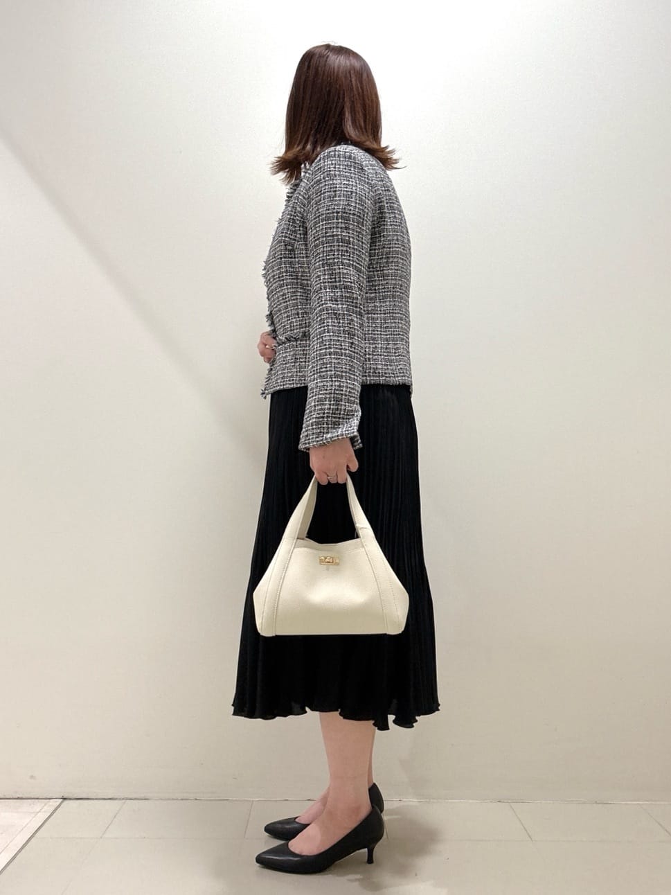 YUIさんの「UNTITLED｜【セレモニー】パール調フリークリップネックレス」を使ったコーディネート