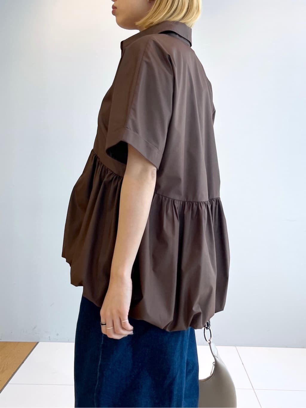 Harukaさんの「INDIVI｜ハイウエストカーブデニム」を使ったコーディネート