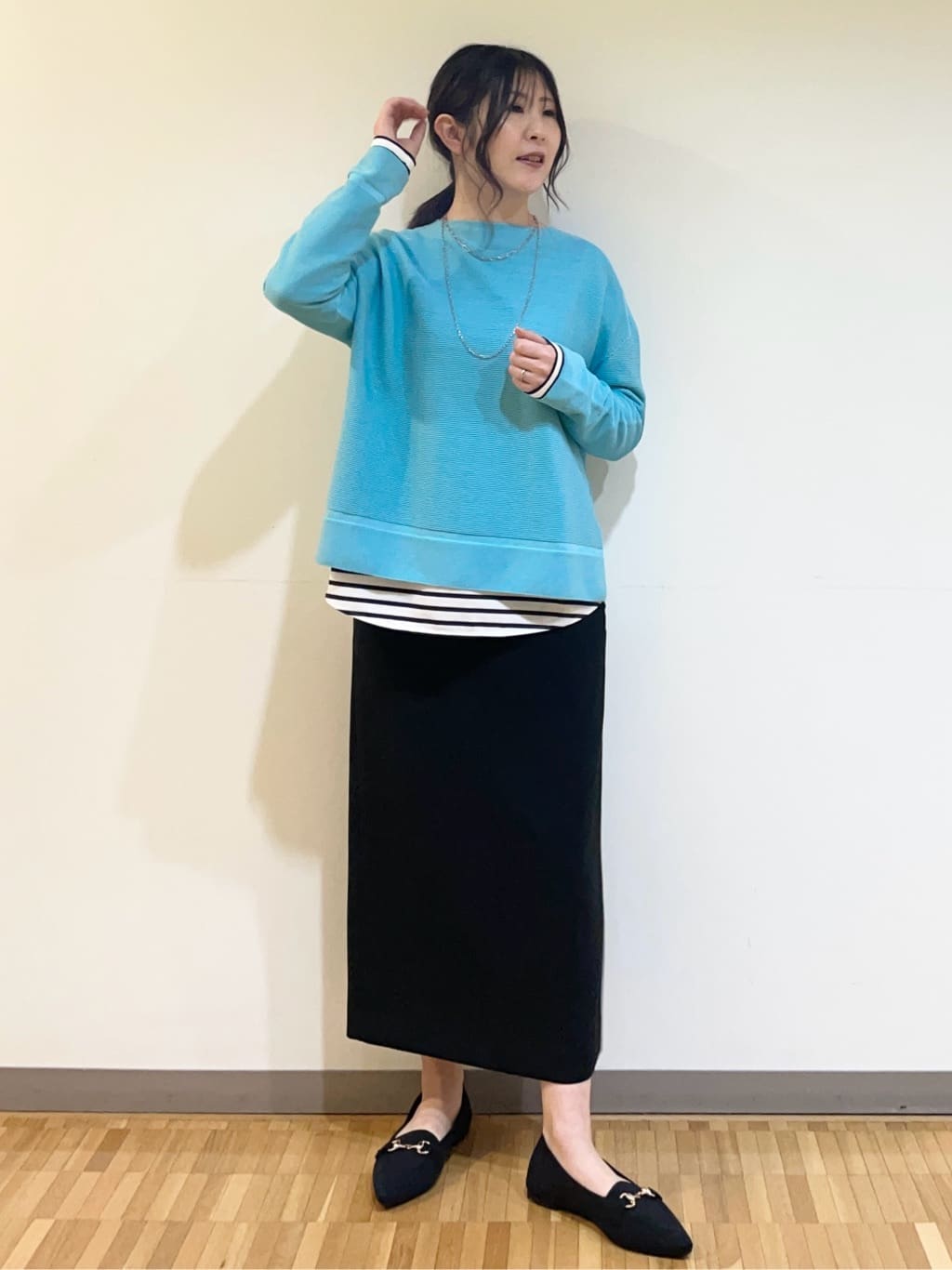 フナキさんの「UNTITLED｜◆【着回し/首元スッキリ】ボートネック天竺プルオーバー」を使ったコーディネート
