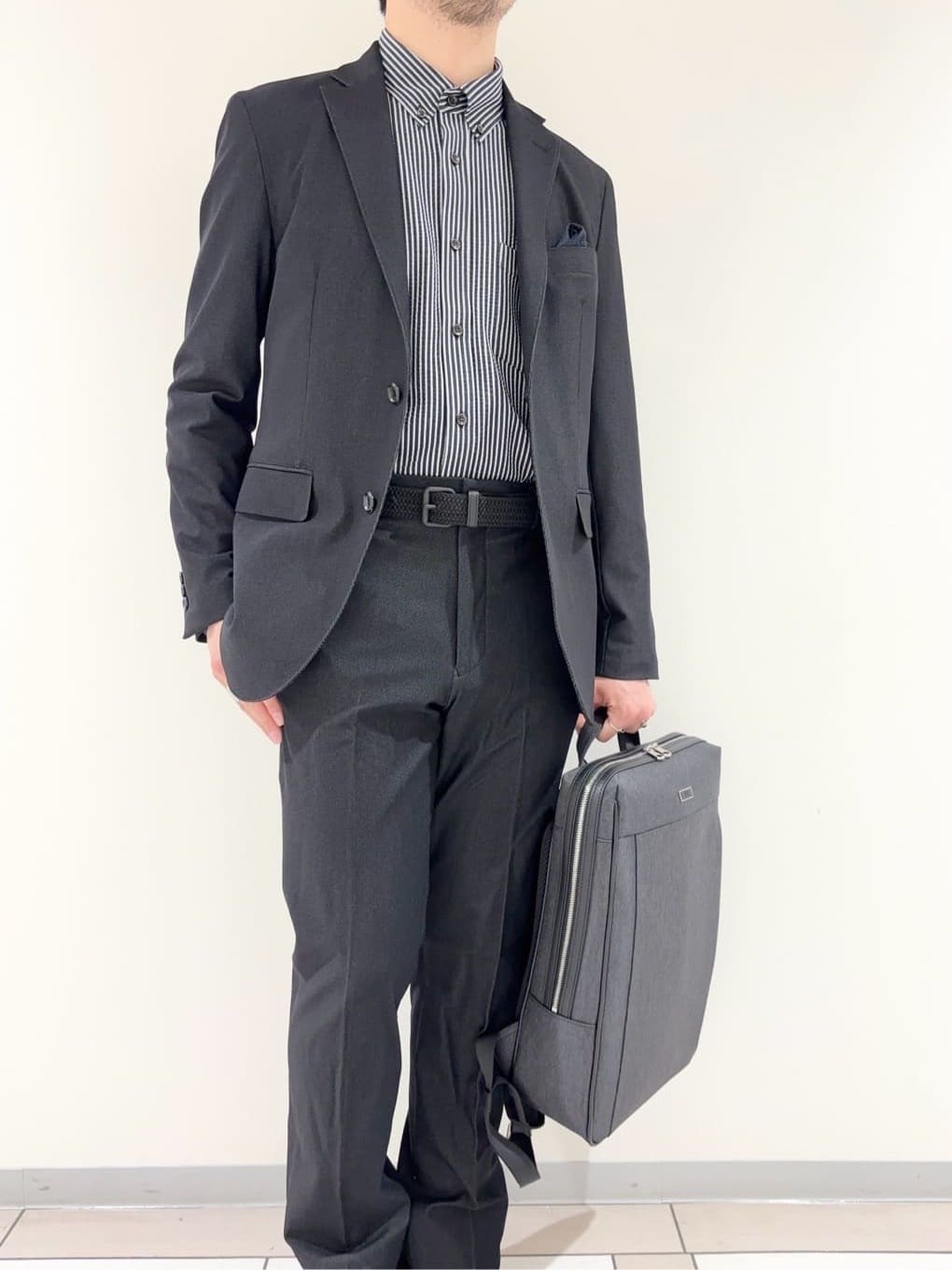 及川さんの「TAKEO KIKUCHI｜【360&deg;ストレッチ／セットアップ対応】None Of Stress ジャケット」を使ったコーディネート