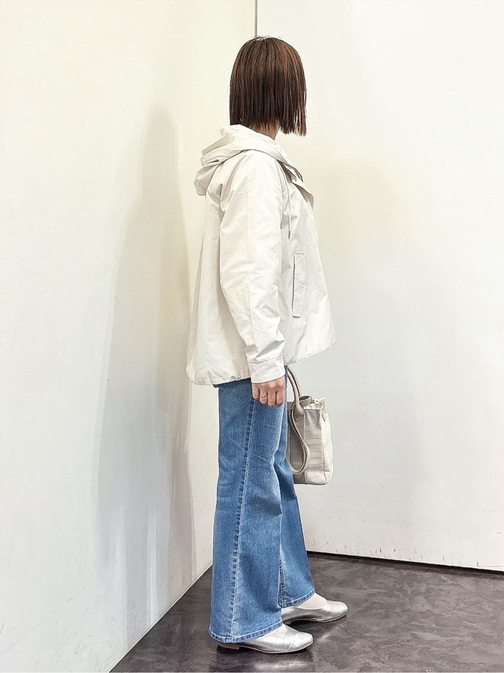 MIYUさんの「grove｜裾テールロンT」を使ったコーディネート