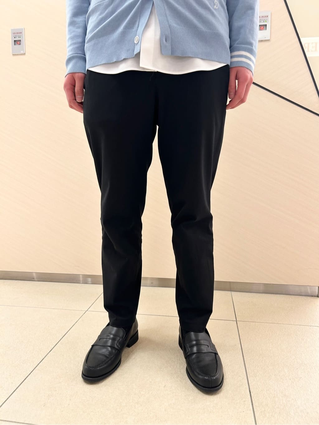 千葉亮太さんの「DRESSTERIOR｜スリーブライン スプリングカーディガン」を使ったコーディネート