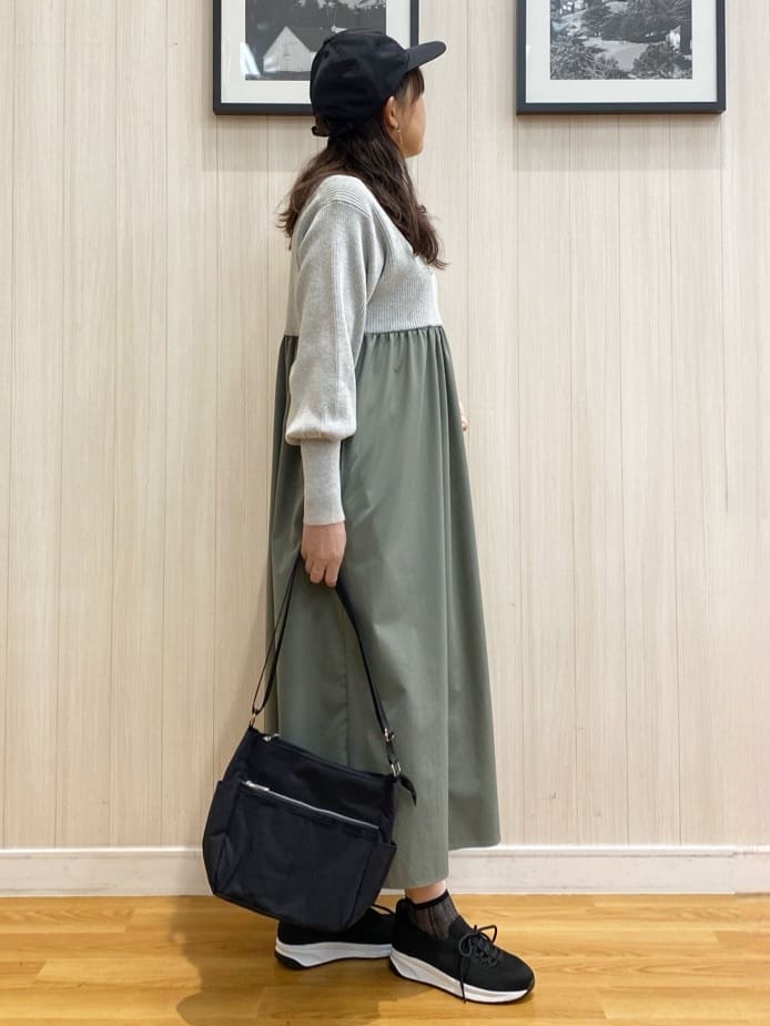 natsuさんの「SHOO･LA･RUE｜◆洗えるサッと履けるニットスニーカー」を使ったコーディネート