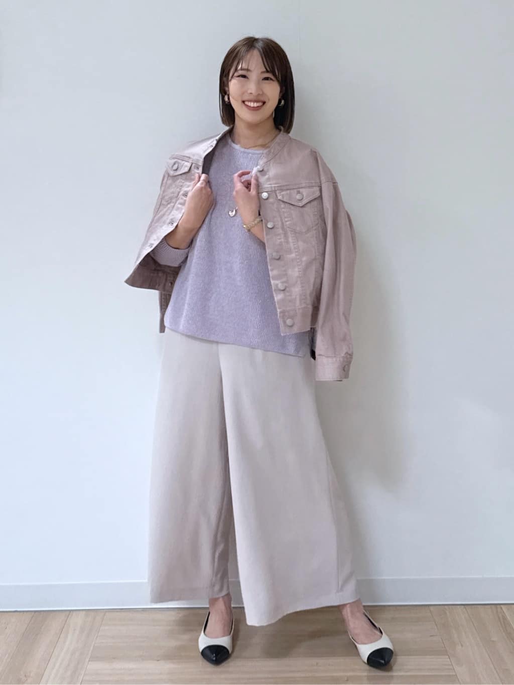 amiさんの「Reflect｜◆【手洗い可】カラーデニムジャケット」を使ったコーディネート